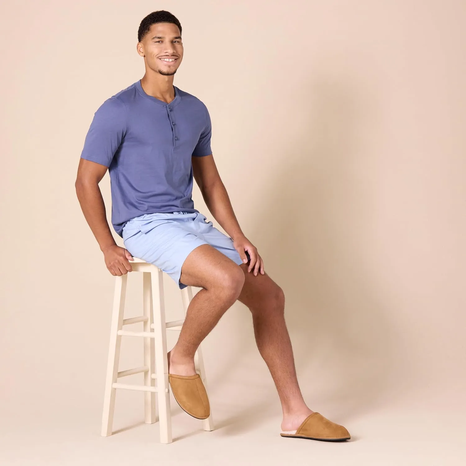 Amazon Essentials Cozy Slippers, House Shoes for Men
