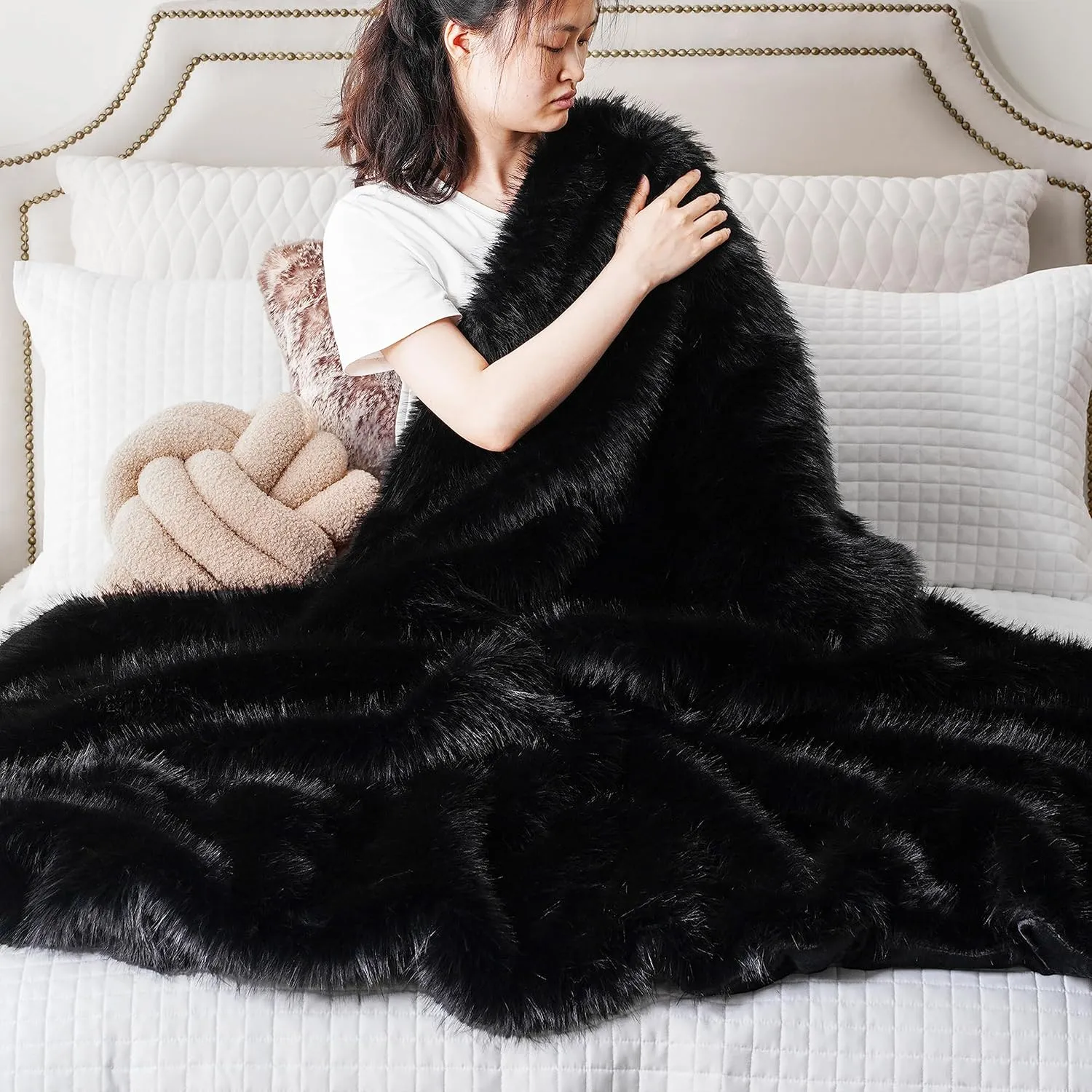 BATTILO HOME Luxury Fluffy Black Faux Fur Throw Blanket, Black Blanket for Couch, Sofa, Chair, Bed, Plush Fuzzy Cozy Fur Throws with Long Pile, 50"x60"