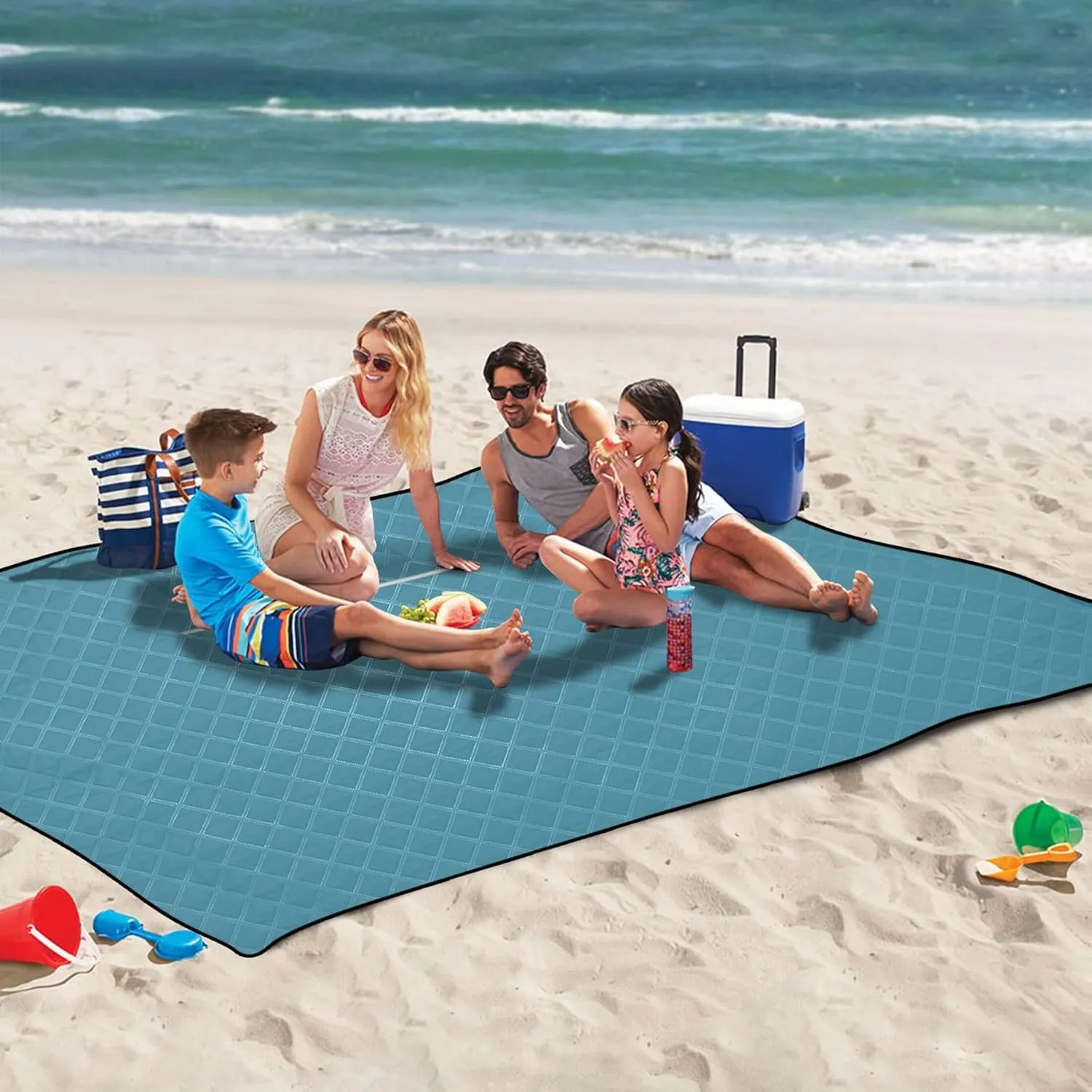 CHIFIGNO Saxe Blue Foldable Picnic Blankets Large Waterproof Beach Blanket Sandproof Lawn Blanket for Grass Mat 80" x 60"