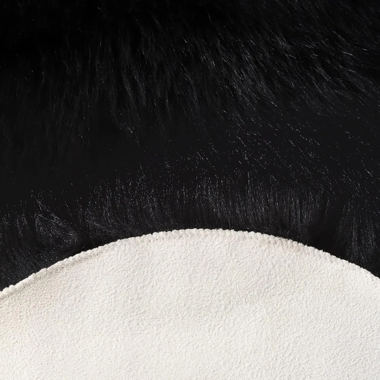 CKLASAY Faux Fur Rug Sheepskin Fuzzy Rug Super Soft Fluffy Plush Area Rug Bedroom Floor Children's Room Sofa Cushion Living Room Bedside Rugs (Black,3×3 ft Rotund)