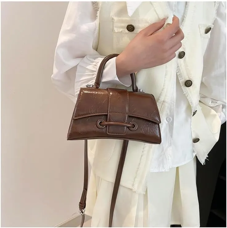 Edgy Sweetheart Shoulder Bag Sling bag Glossy Leather Quality Crossbody Bag Stylish Women Bag Simple and Graceful for Women