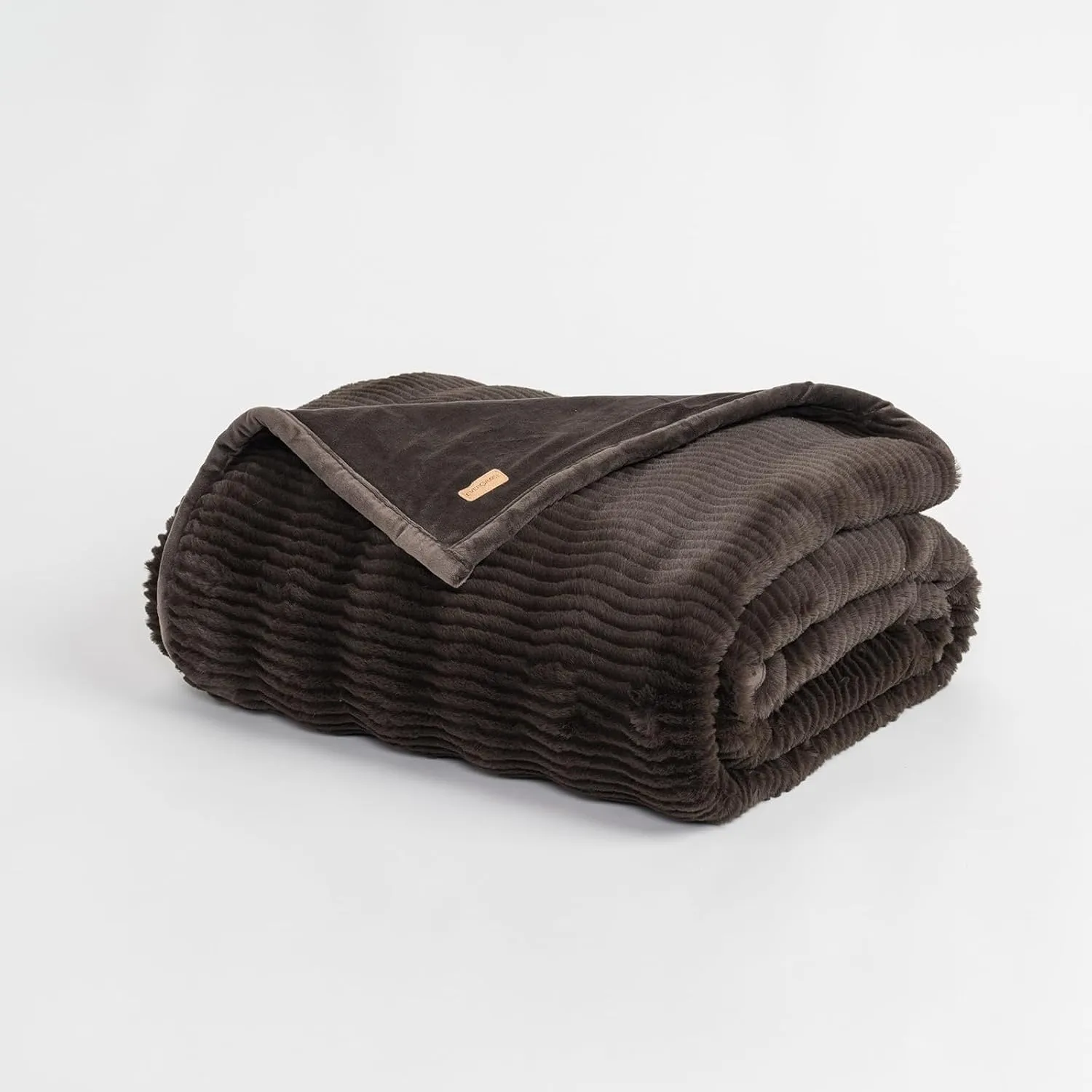 EVERGRACE Ultra Soft Faux Fur Throw Blanket for Couch, Luxury Sculpted Texture Faux Rabbit Fur Blanket for Bed, Fluffy Thick Plush Warm Fuzzy Throw, 920GSM (Dark Brown, 50''x60'')