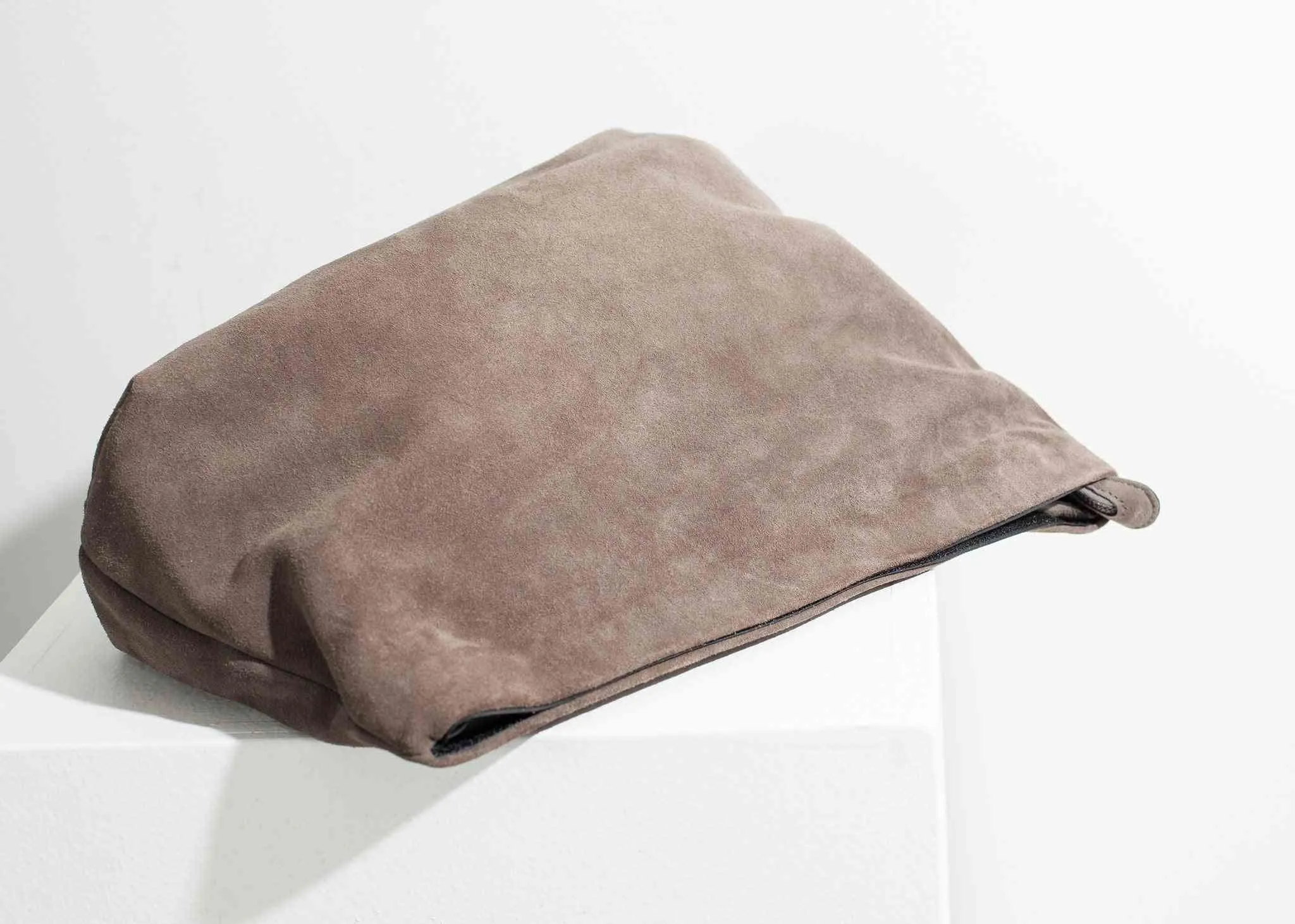 Fantasma Bag in Mud
