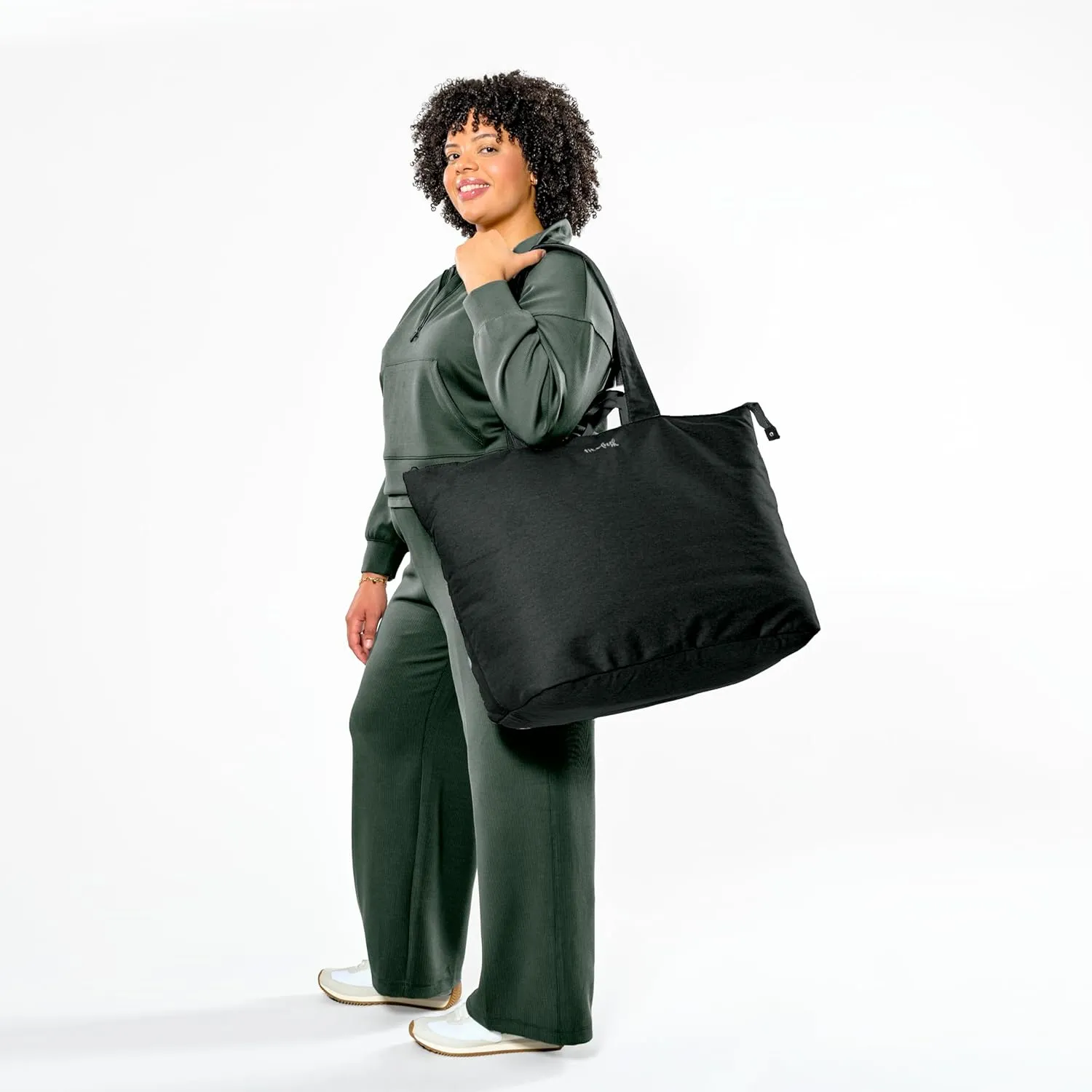Fit & Fresh Large Beach Bag for Women - Extra Large Travel Tote With Pockets