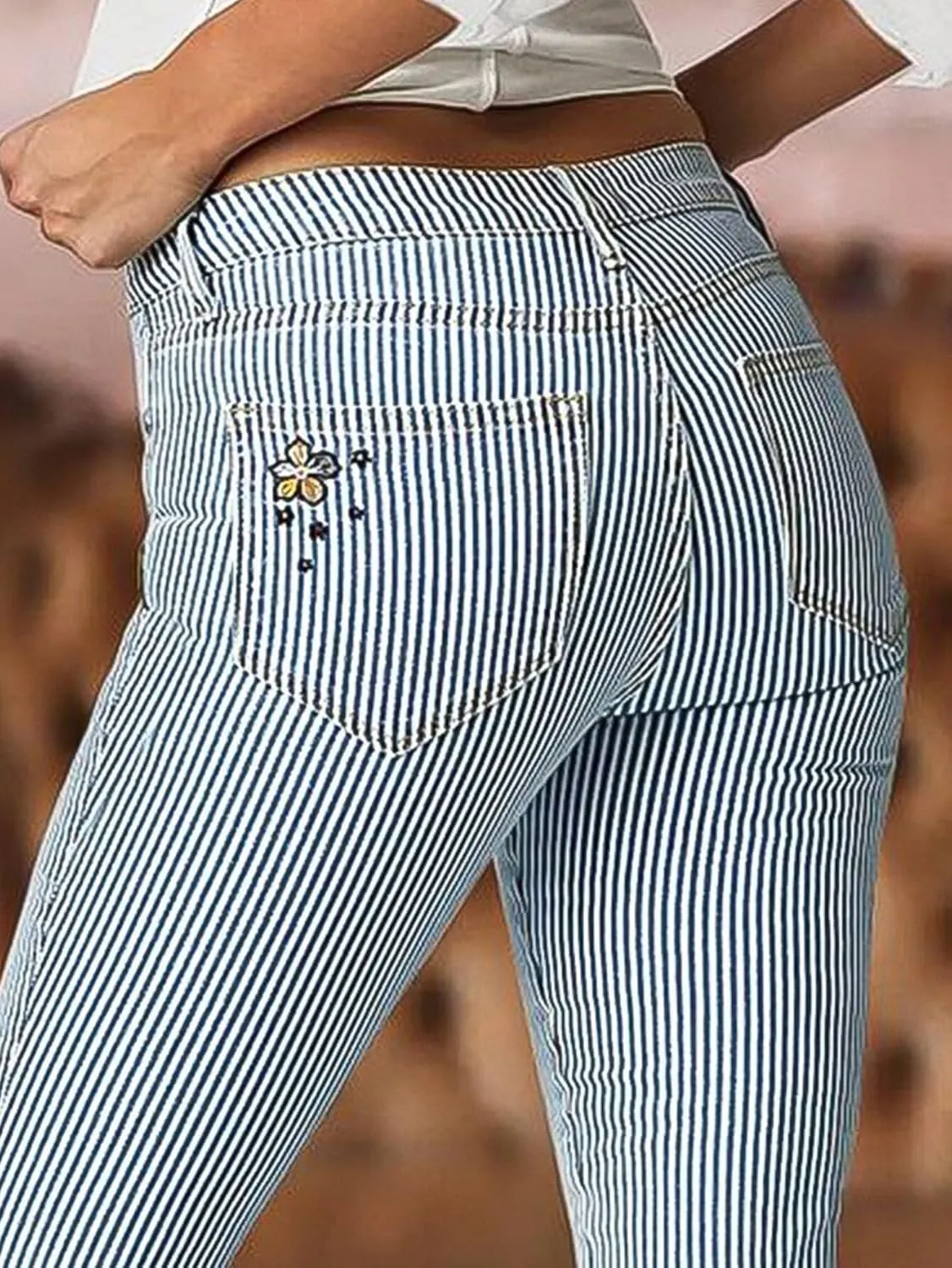 Flamingals Women's Low Rise Stretch Denim Bootcut Jeans with Striped Embroidery Casual Pants