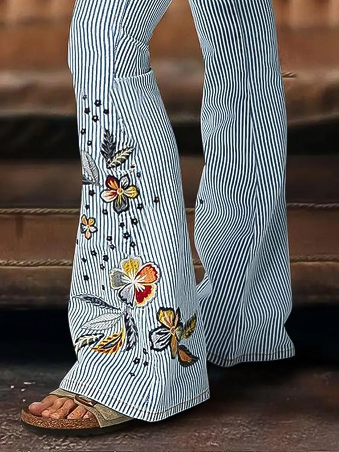 Flamingals Women's Low Rise Stretch Denim Bootcut Jeans with Striped Embroidery Casual Pants