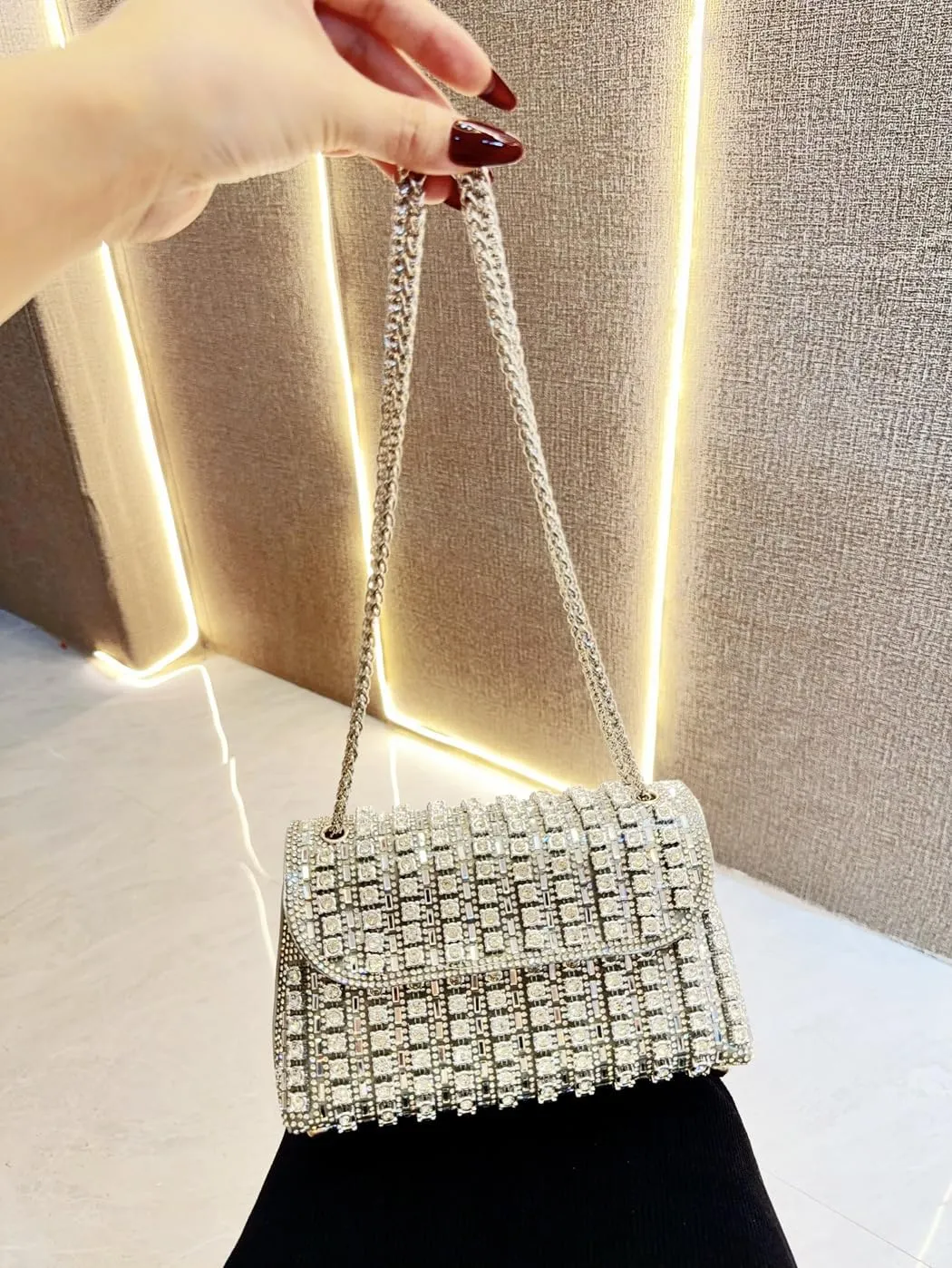 Gets Sparkly Rhinestones Clutch Purses for Women Purses and Handbags for Wedding Party Evening Crossbody Bag with Chain