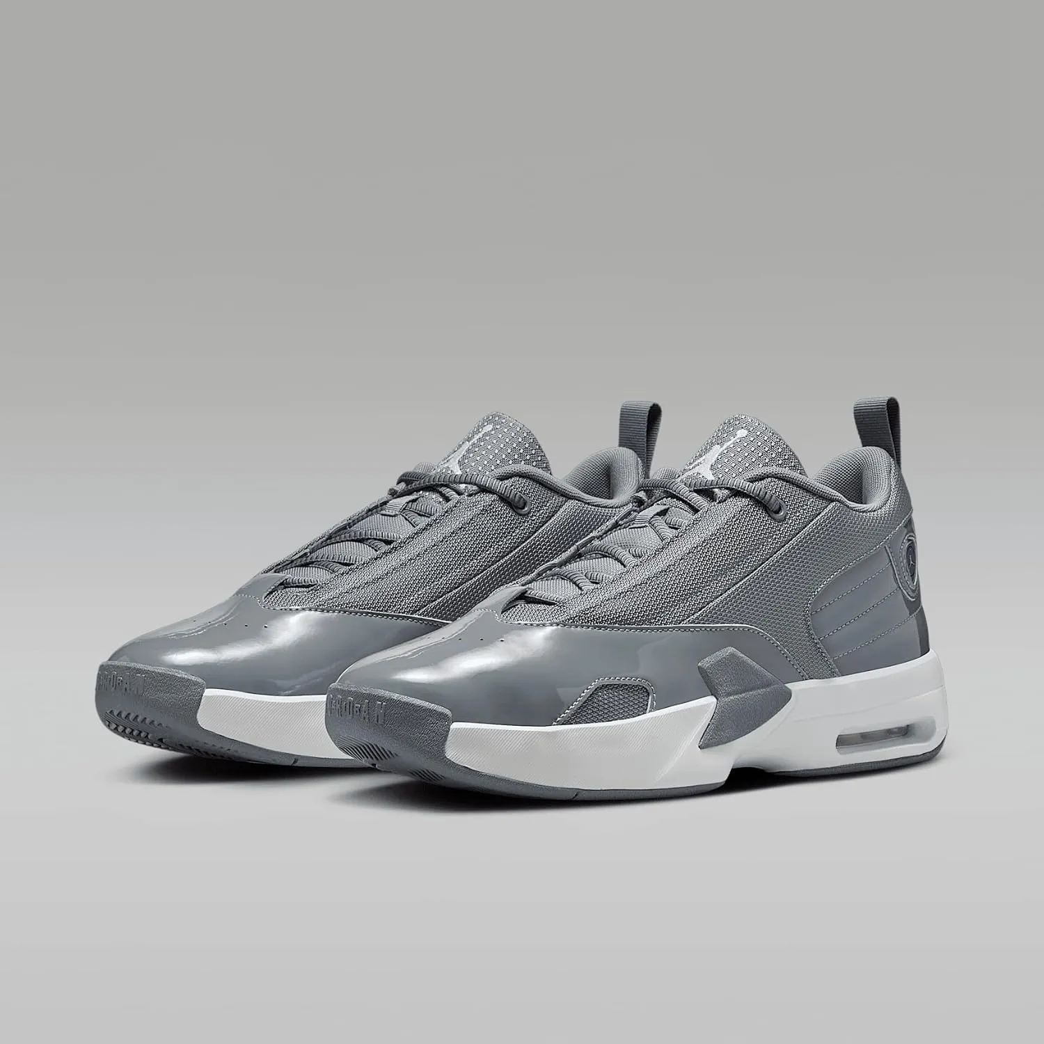 Jordan Max Aura 6 Men's Shoes (FQ8298-002, Cool Grey/White)