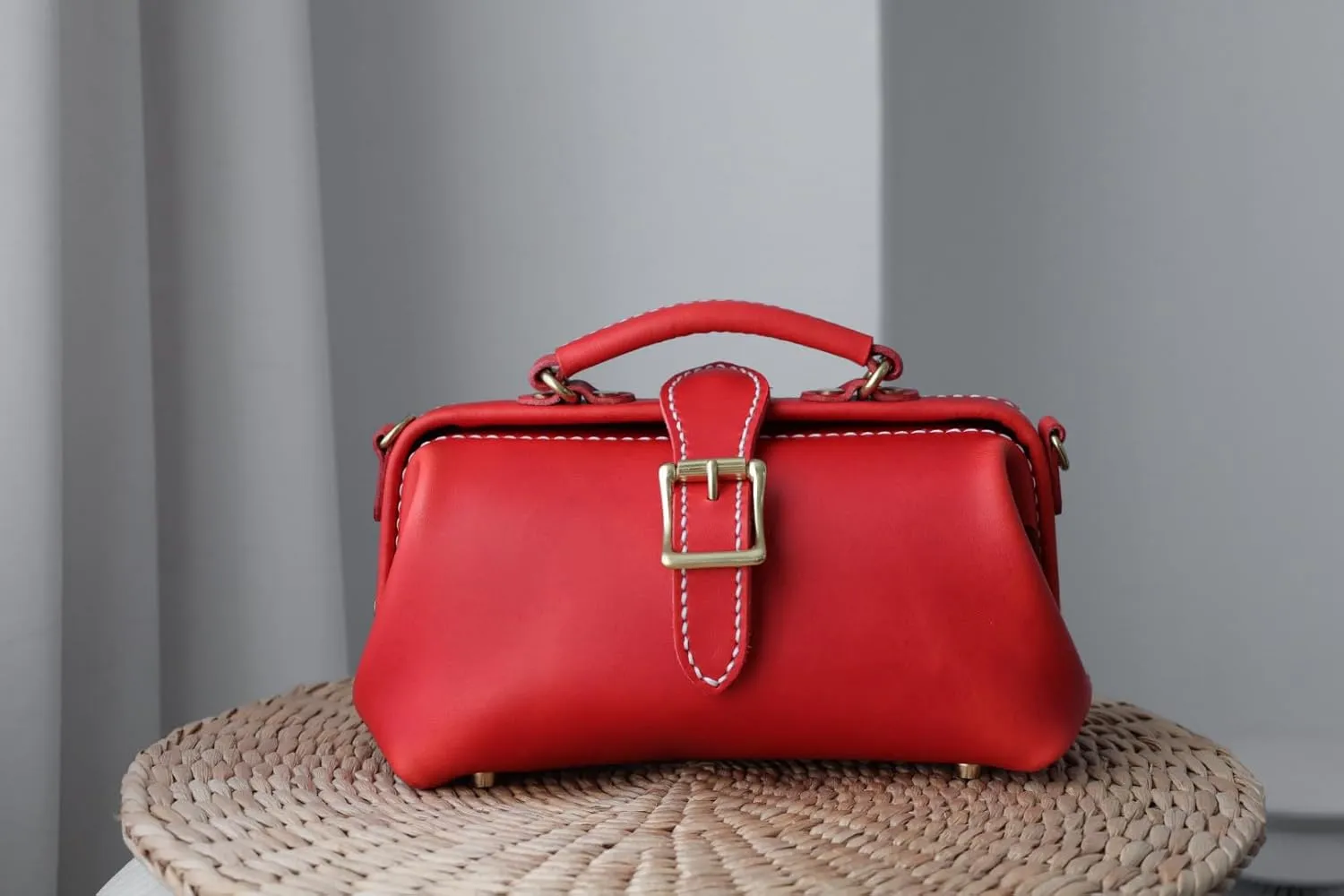 Leather Doctors Bag- Doctor Style Bag, Leather Purse, Off Shoulder Bag, Monogram Leather Bag, Every Day Carry (red)
