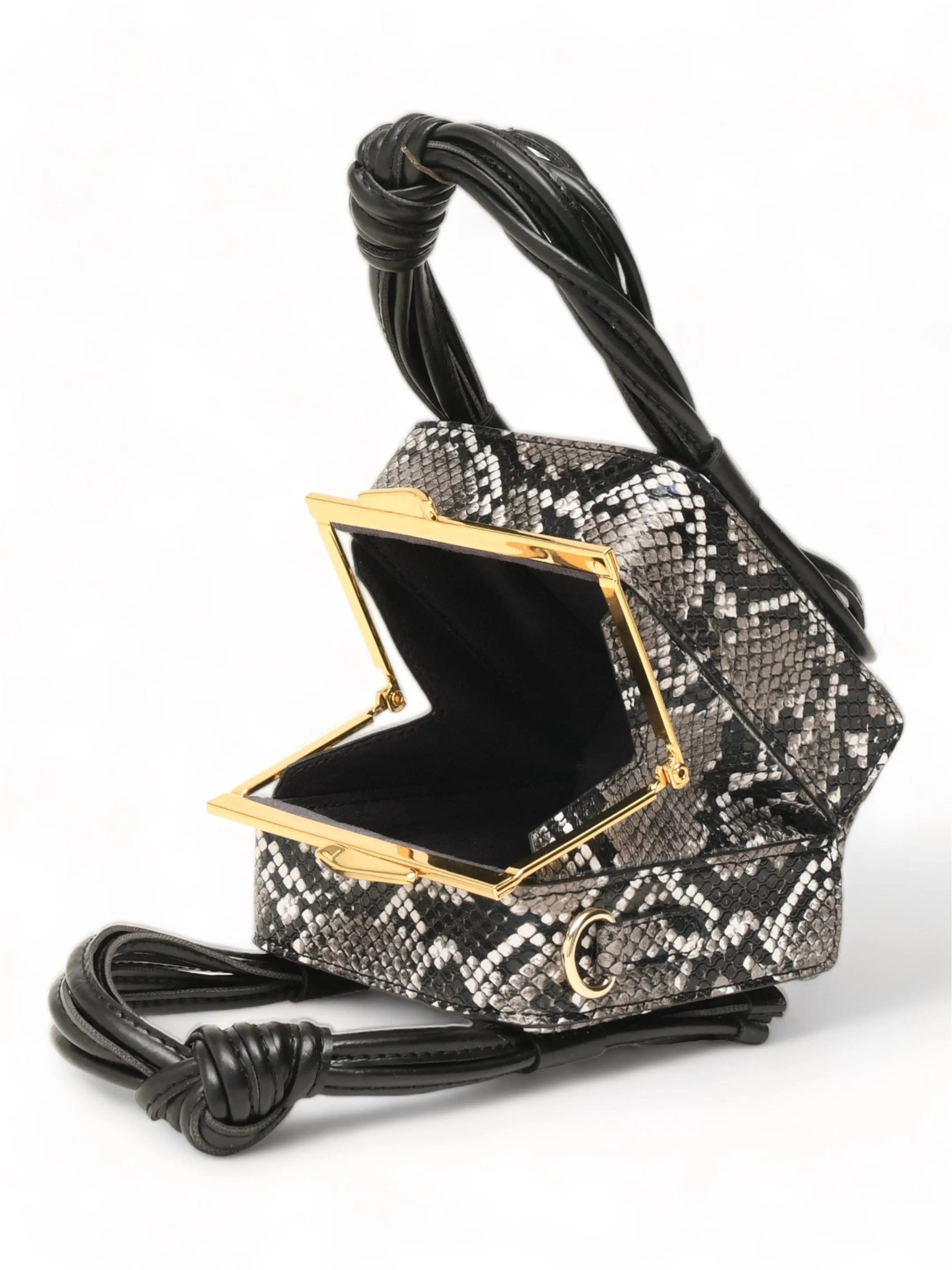 Love Knot Cube In Black & White