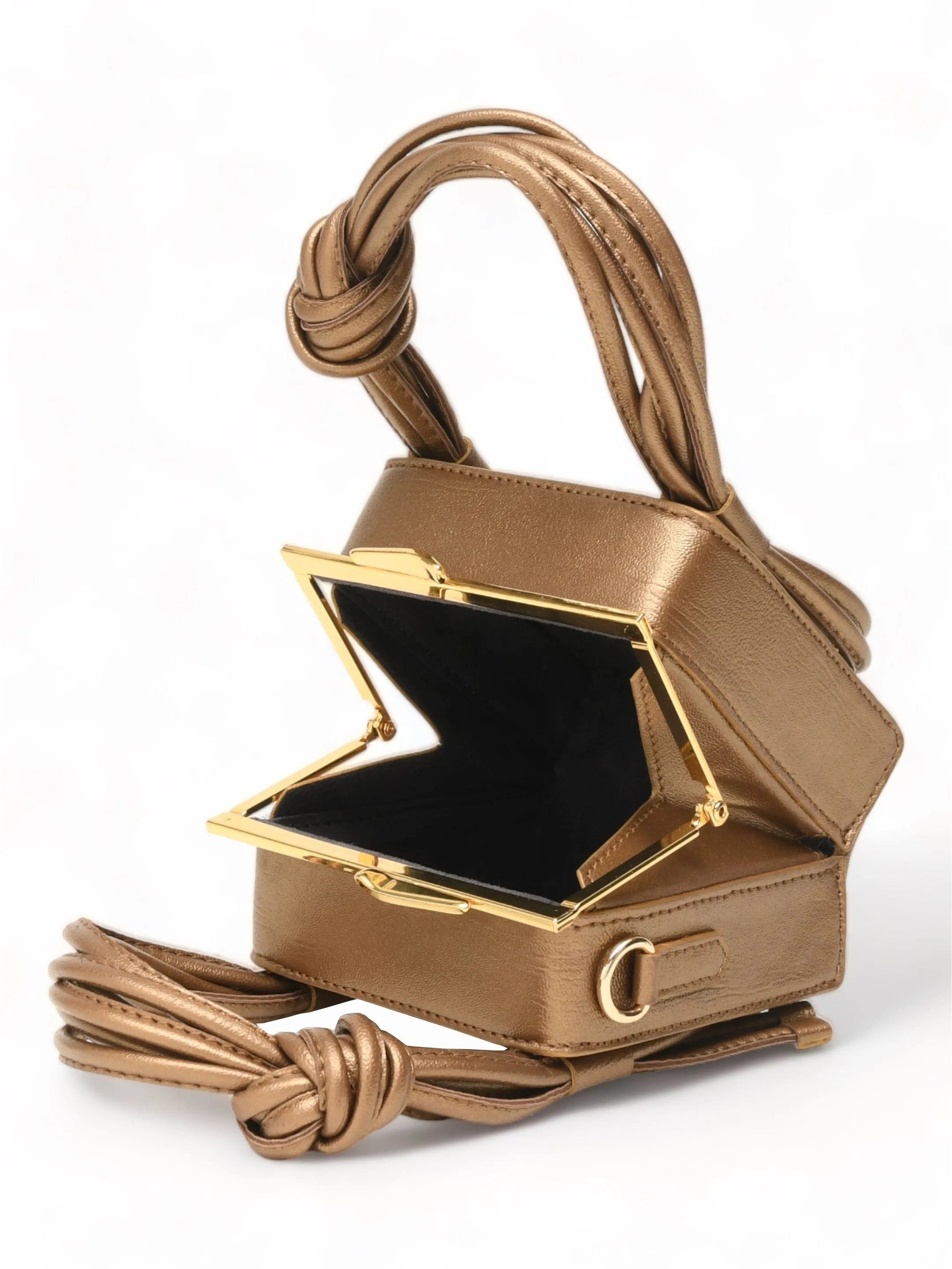 Love Knot Cube In Gold