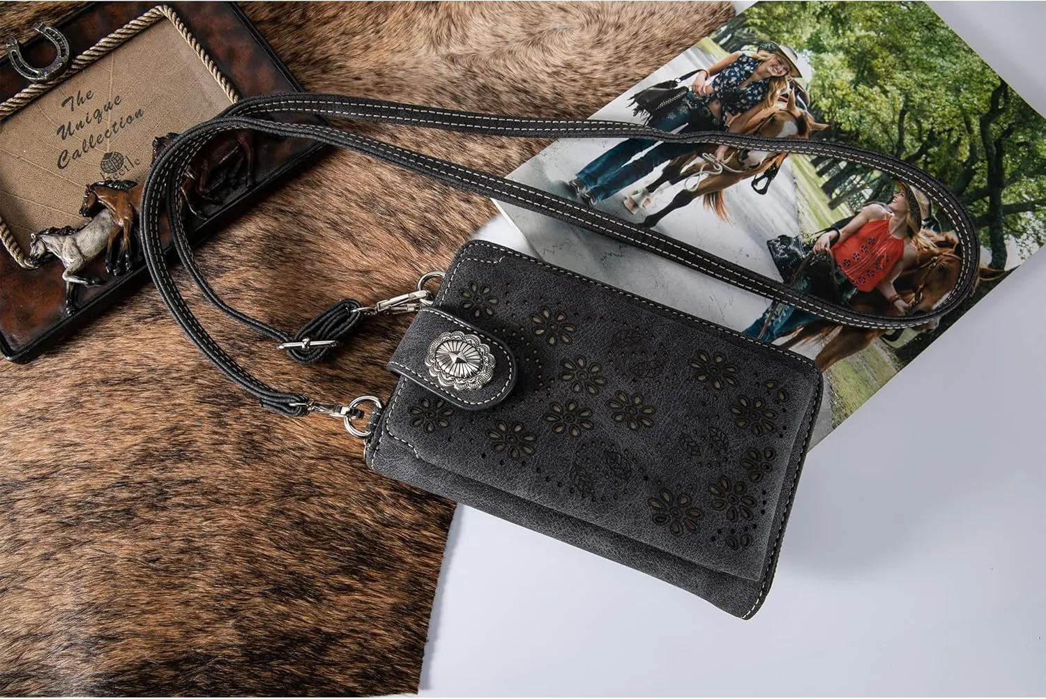 Montana West Small Crossbody Bags for Women Western Handbag with Cash Slots