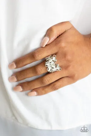 Paparazzi Flutter Flair Ring White