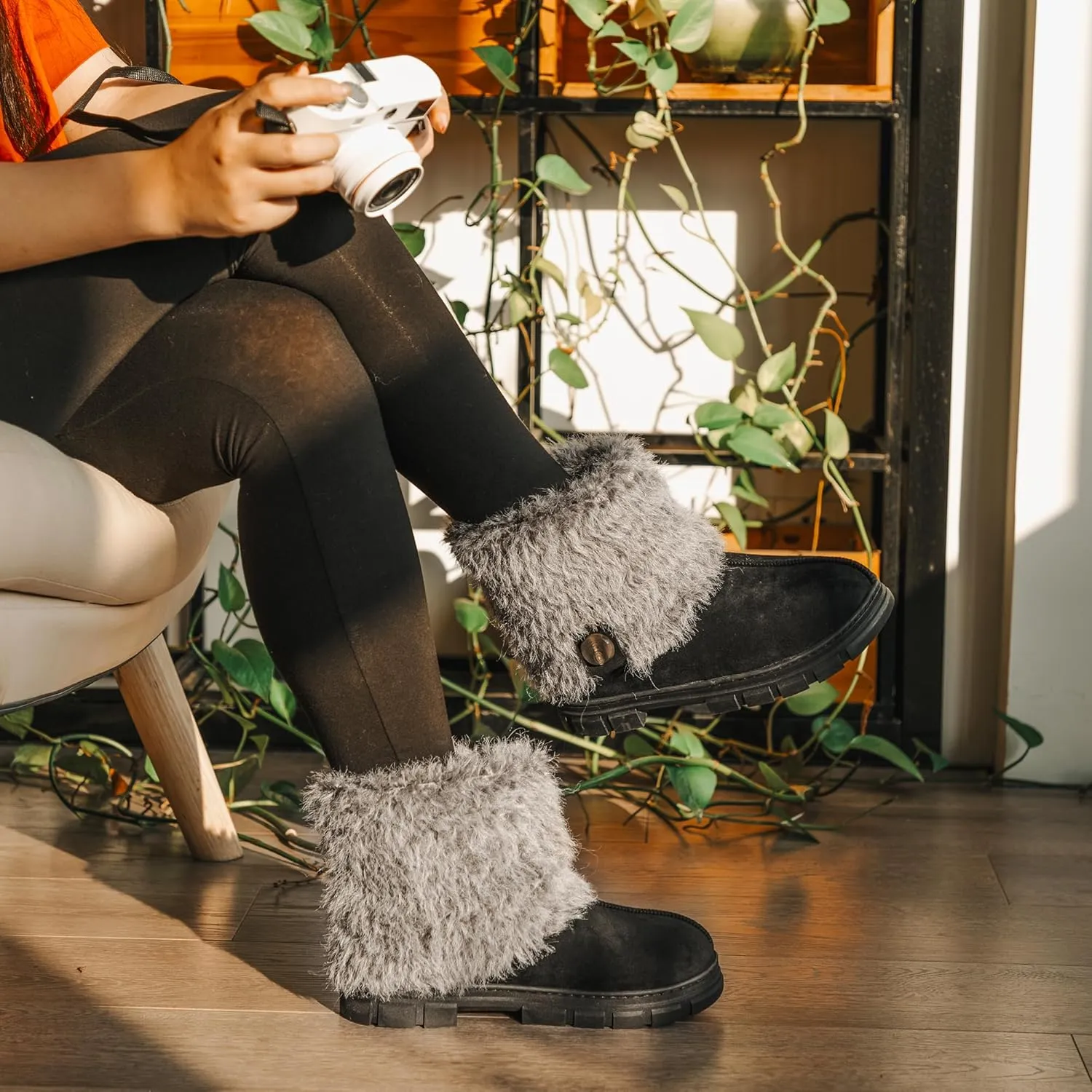 RockDove Women’s Drape Faux Fur Hardsole Bootie