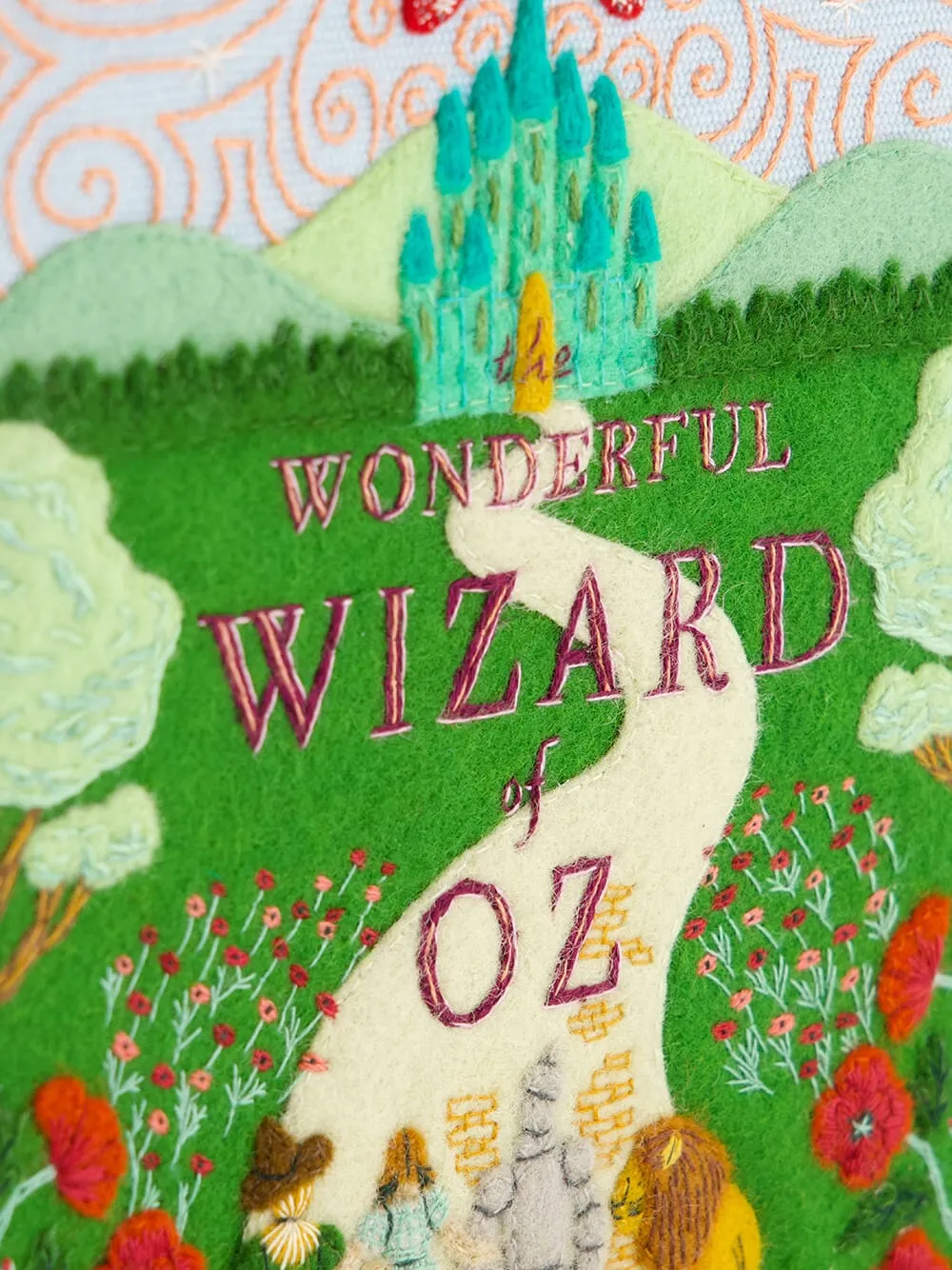 The Wonderful Wizard of Oz Clutch