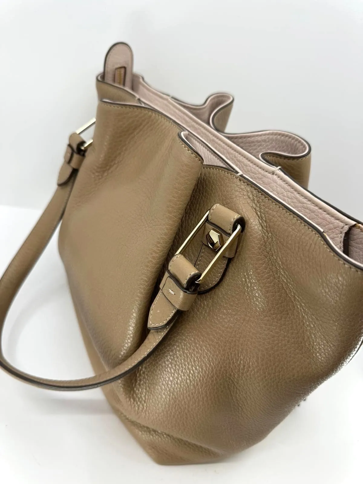 TOD'S GRAINED LEATHER SHOPPING TOTE BAG
