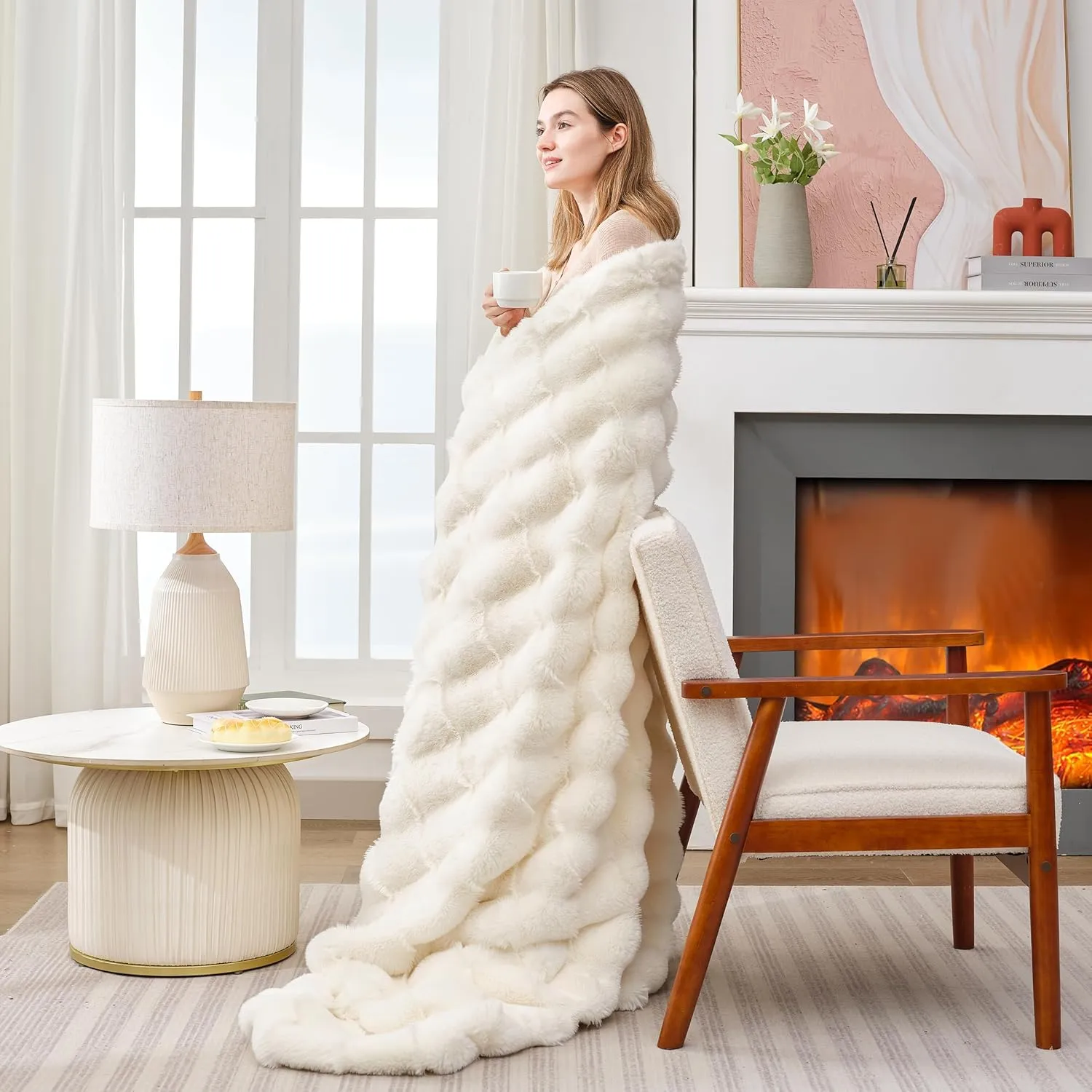 Touchat Luxury Faux Rabbit Fur Throw Blanket for Couch,Super Heavy Warm Cozy Blanket for Sofa Bedroom Living Room,Ultra Soft Fluffy Reversible Plush Blanket for Home Decor Gifts,White
