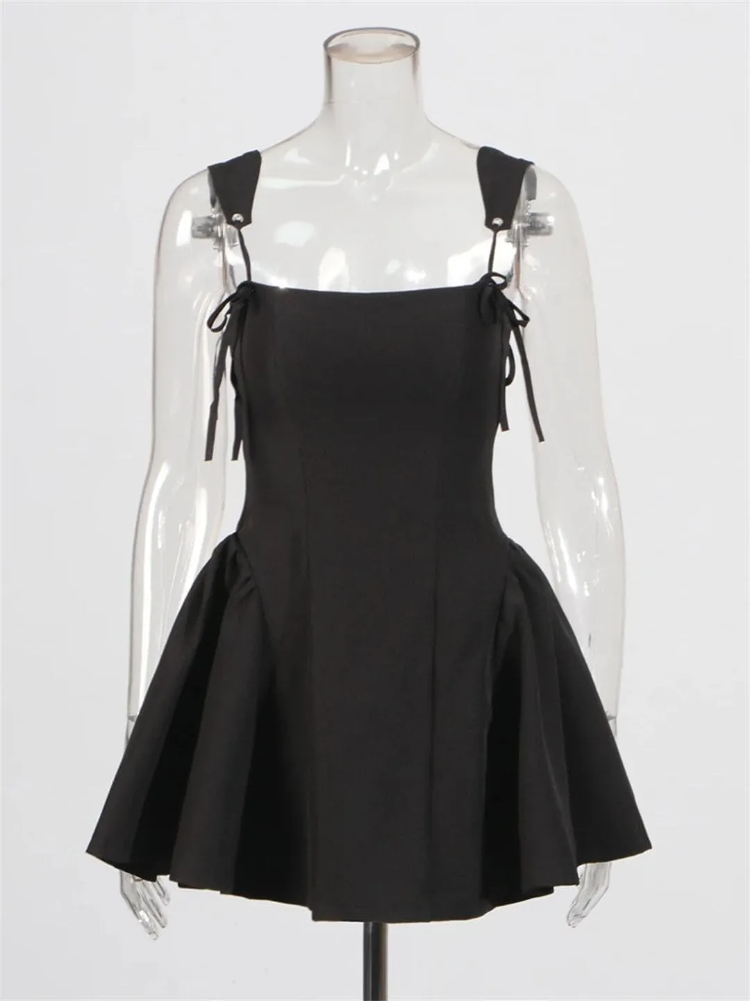Women Elegant Black Square Neck Sleeveless Halter Dress Sexy Slimming Backless High Waisted Pleated Line Skirt Dress