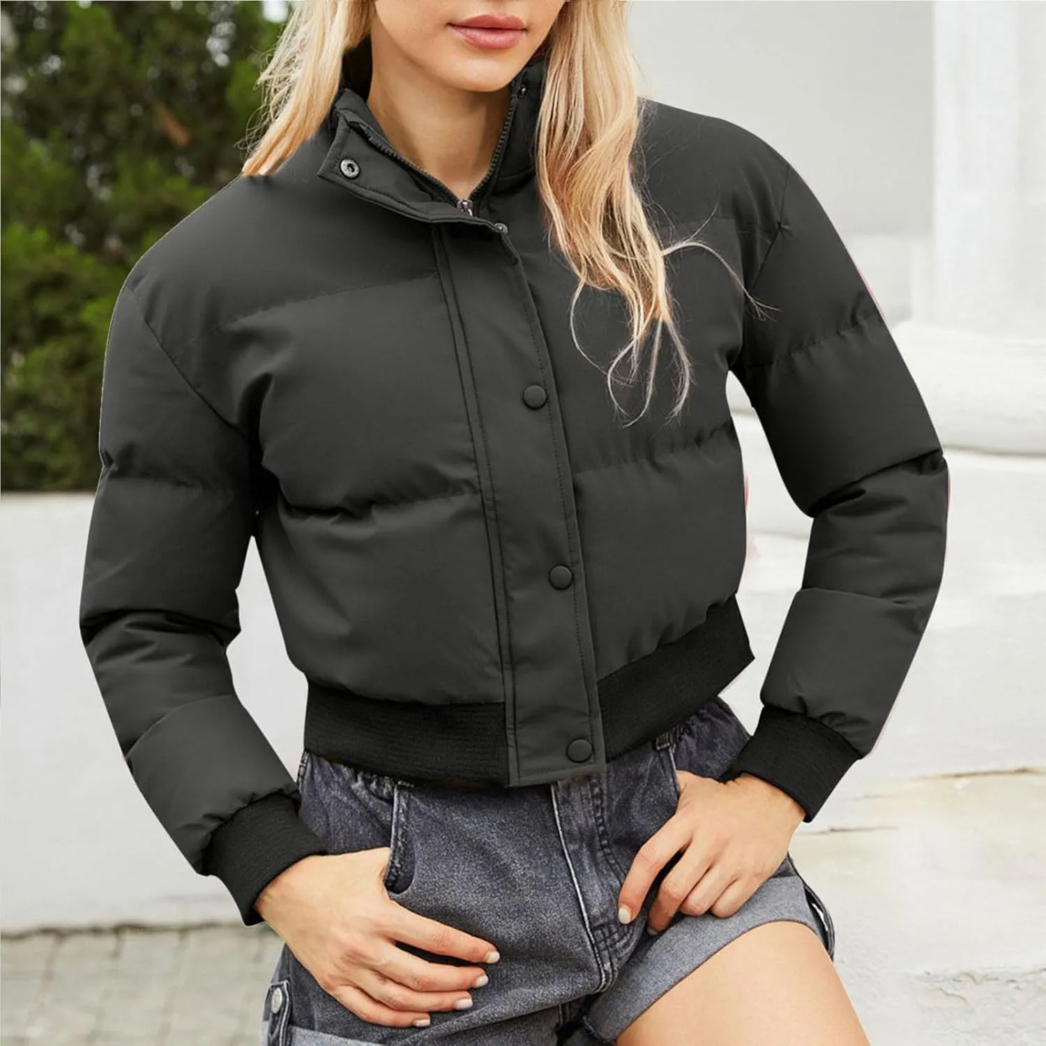Women's Crop Puffer Vest Sleeveless Winter Cropped Stand Collar Warm Padded Puffer Jacket Lightweight Y2k with Pocket