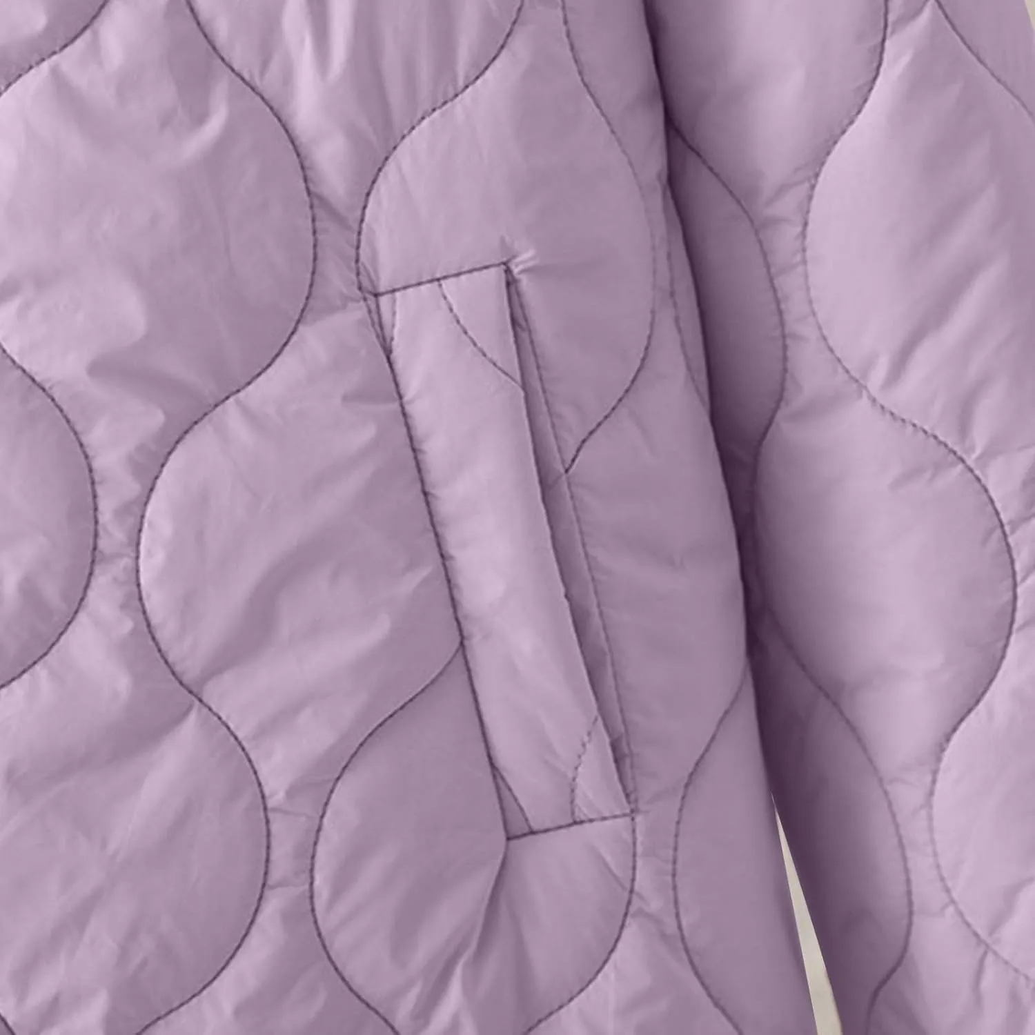 Women's Quilted Jacket Long Sleeve Lightweight Puffer Jacket Button Baggy Winter Coats with Pockets