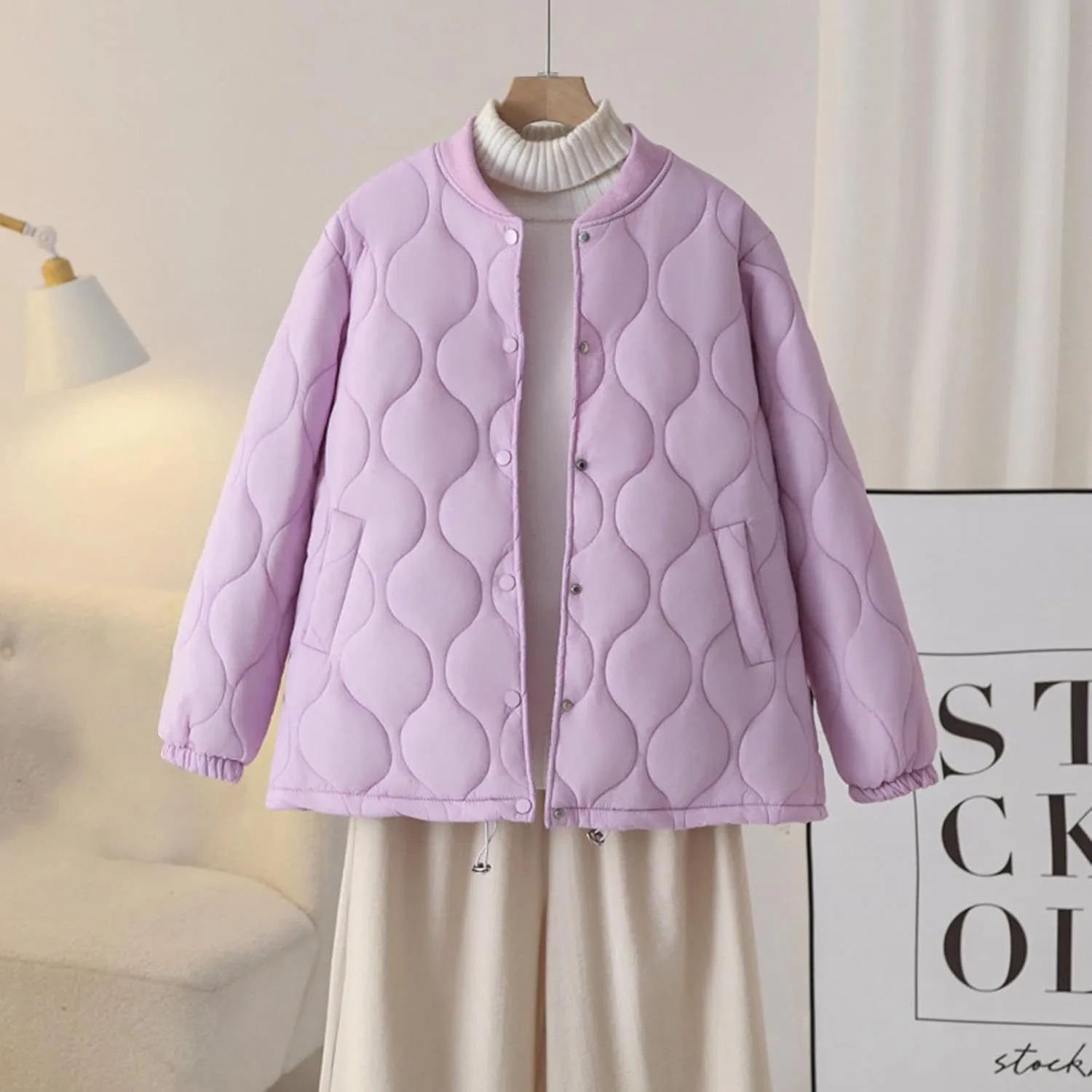 Women's Quilted Jacket Long Sleeve Lightweight Puffer Jacket Button Baggy Winter Coats with Pockets