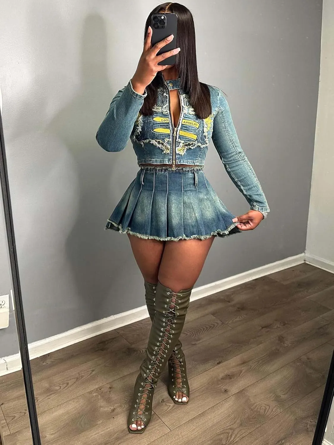 Women's Vintage Distressed Denim Set Exquisite 3D Embroidered Top and Pleated High-Waisted Ruffle Y2K Skirt