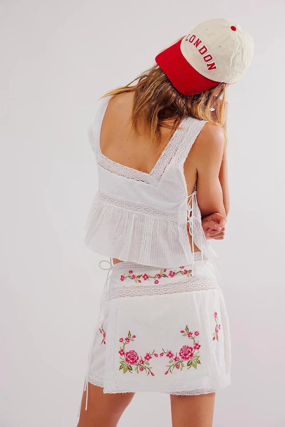 Y2k Embroidered Side Tie Vest Tops Cute Summer Lace Floral Cropped Tank Vintage Sleeveless Going Out Tops for Women