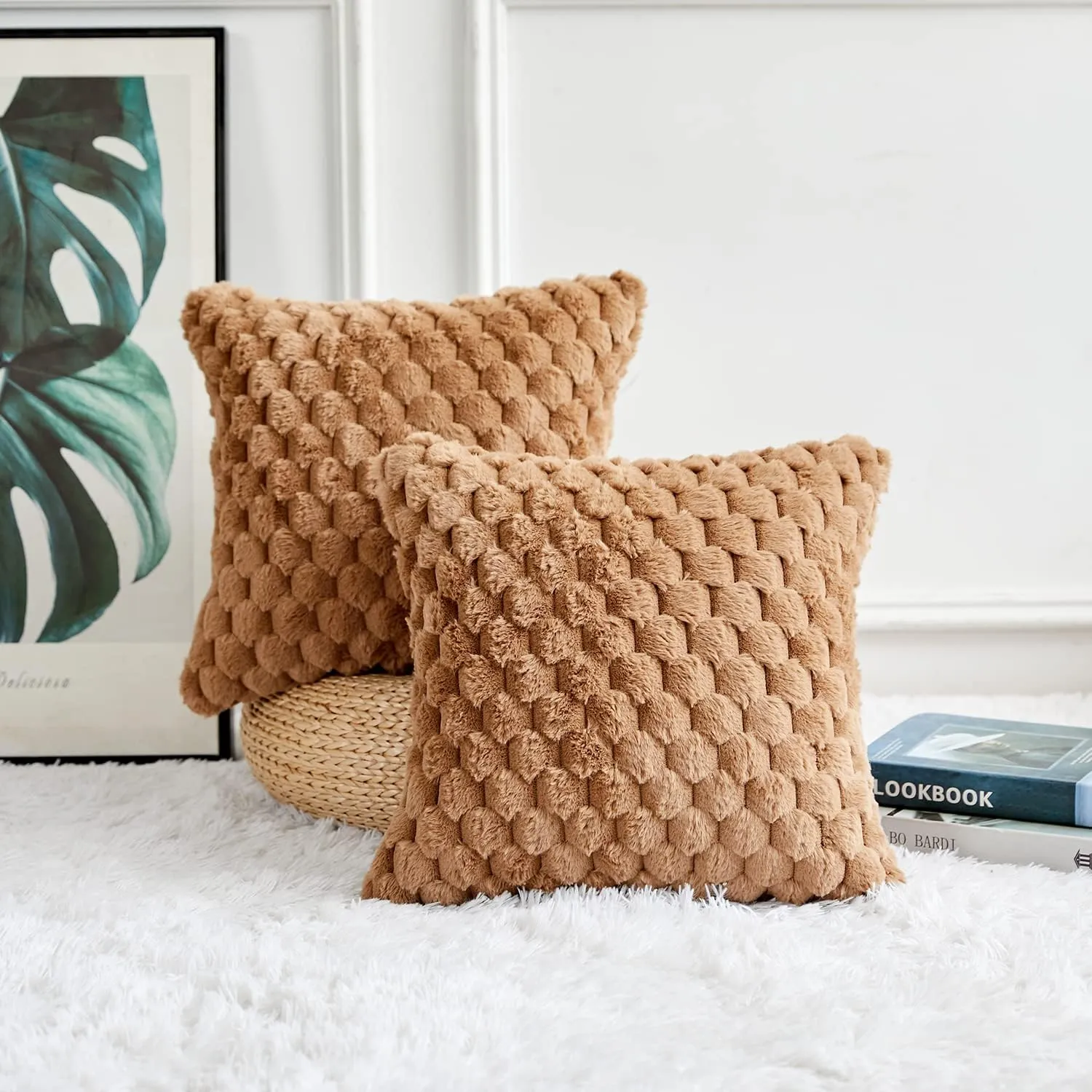 Yaertun Pack of 2 Super Soft Cozy Decorative Throw Pillow Covers Fuzzy Plush Faux Fur Luxury Cushion Cover Pillowcase for Sofa Couch Bed Livingroom 16x16 Inch Brown