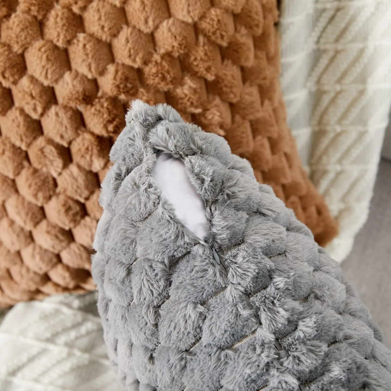 Yaertun Pack of 2 Super Soft Cozy Decorative Throw Pillow Covers Fuzzy Plush Faux Fur Luxury Cushion Cover Pillowcase for Sofa Couch Bed Livingroom 16x16 Inch Grey