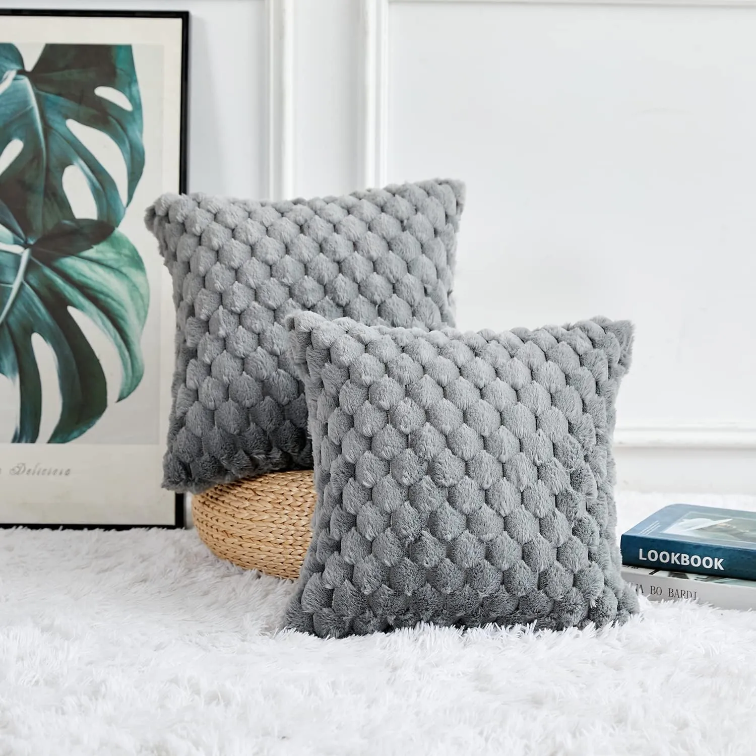 Yaertun Pack of 2 Super Soft Cozy Decorative Throw Pillow Covers Fuzzy Plush Faux Fur Luxury Cushion Cover Pillowcase for Sofa Couch Bed Livingroom 16x16 Inch Grey