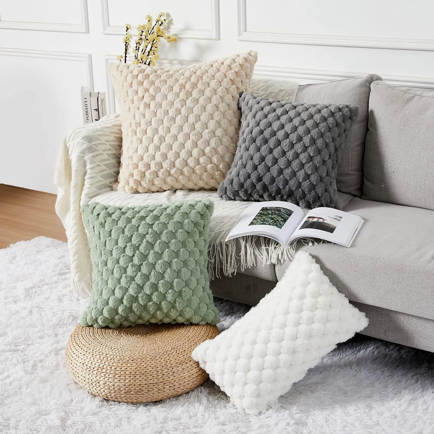 Yaertun Pack of 2 Super Soft Cozy Decorative Throw Pillow Covers Fuzzy Plush Faux Fur Luxury Cushion Cover Pillowcase for Sofa Couch Bed Livingroom 16x16 Inch Grey